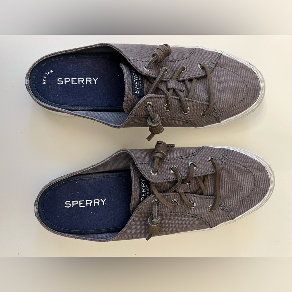 Sperry Creat Vibe mule sneaker.